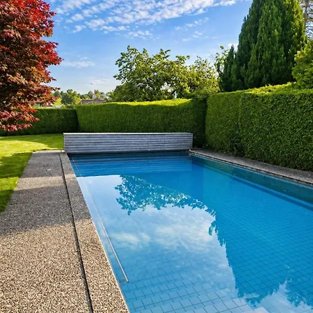 Stylish House With Garden, Sauna & Pool